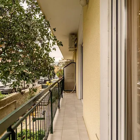 Little House In The City-2